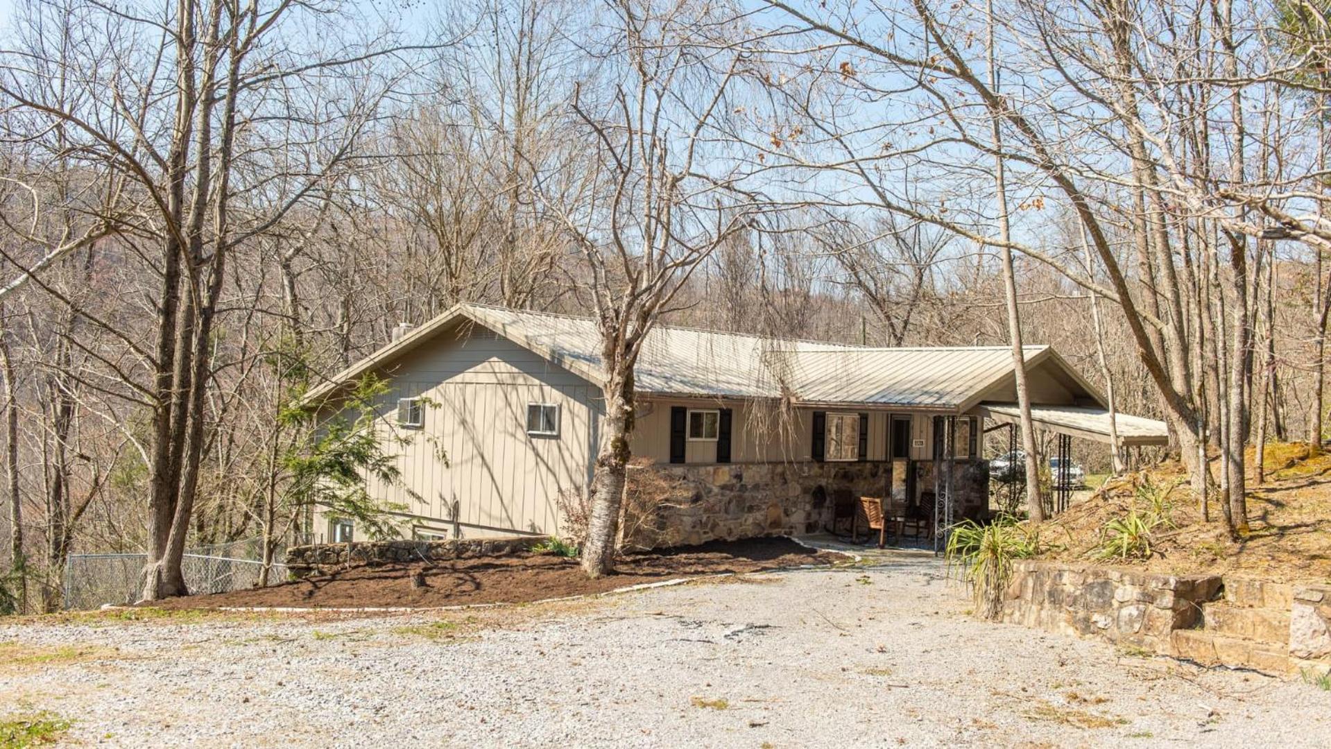 Little Smoky Retreat , 3 Bedroom , Close To Downtown Gatlinburg And Pigeon Forge Εξωτερικό φωτογραφία